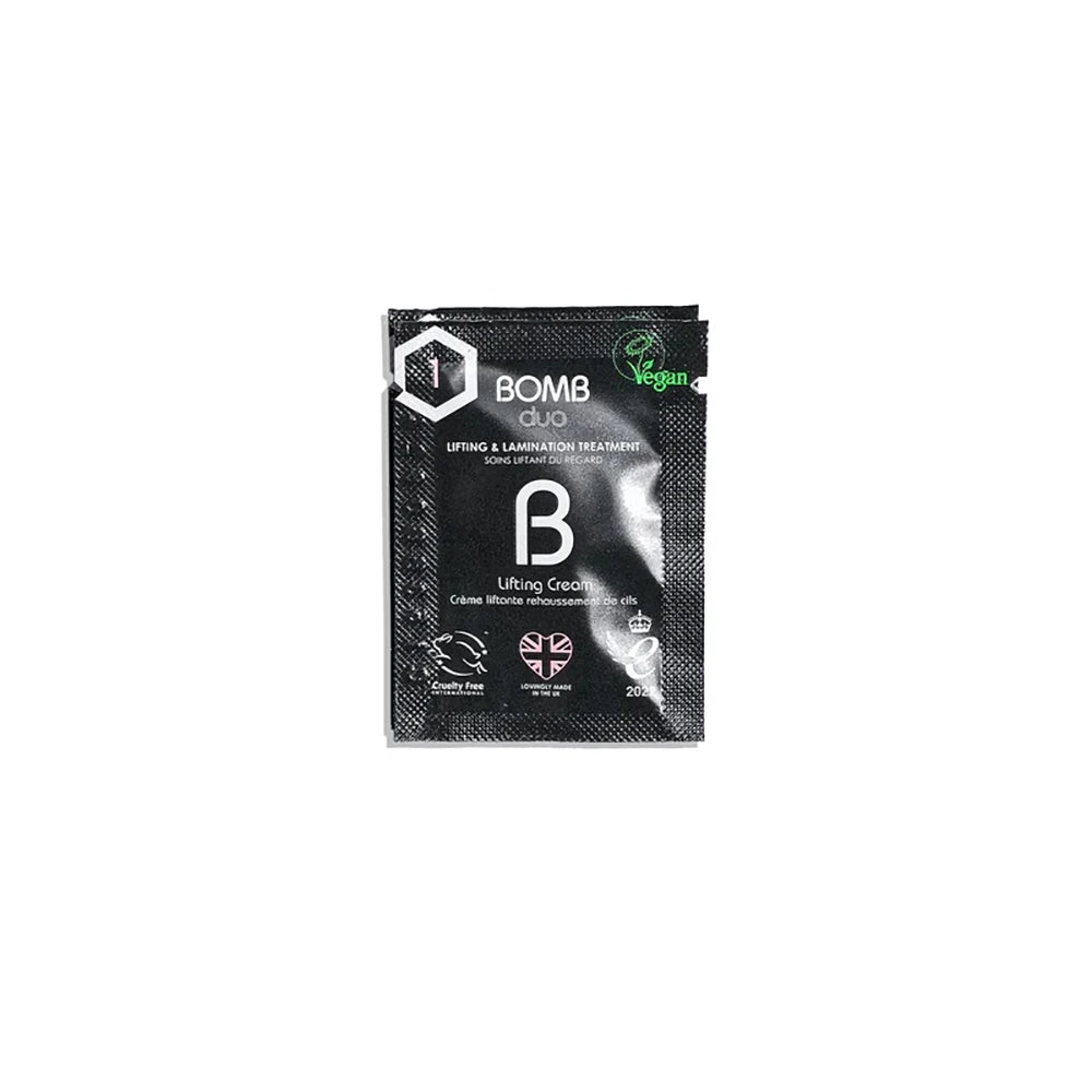 Lash Bomb Lifting Cejas Crema Reafirmante - Paso 1